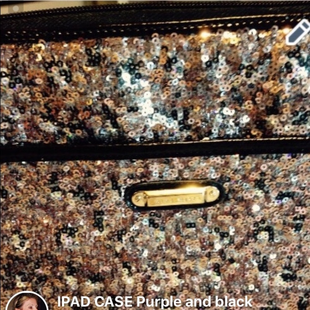 IPAD CASE
Purple and black sequins 
Never used